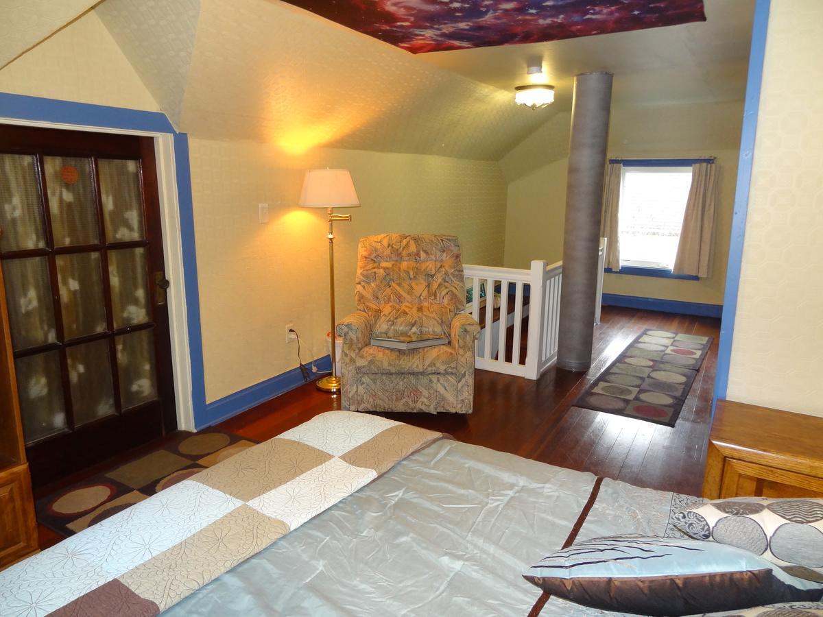 Covered By Faith Rentals -Storybook Home Rochester Kültér fotó